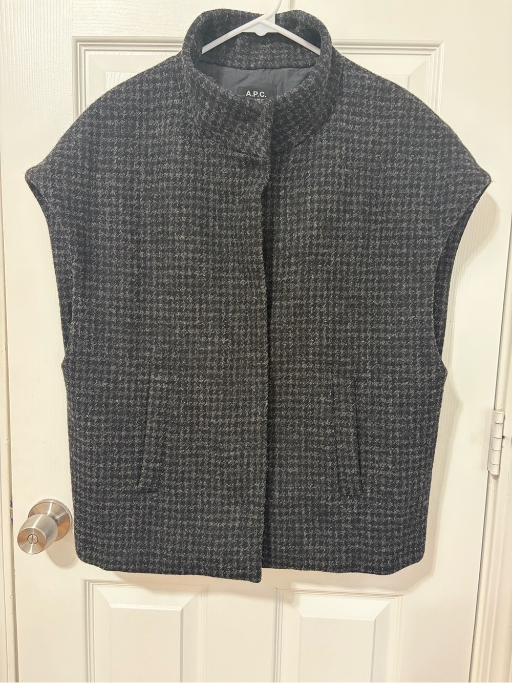 A.P.C.Paris Rue Madame Wool  Grey Houndstooth French Vest Button Up Luxury L